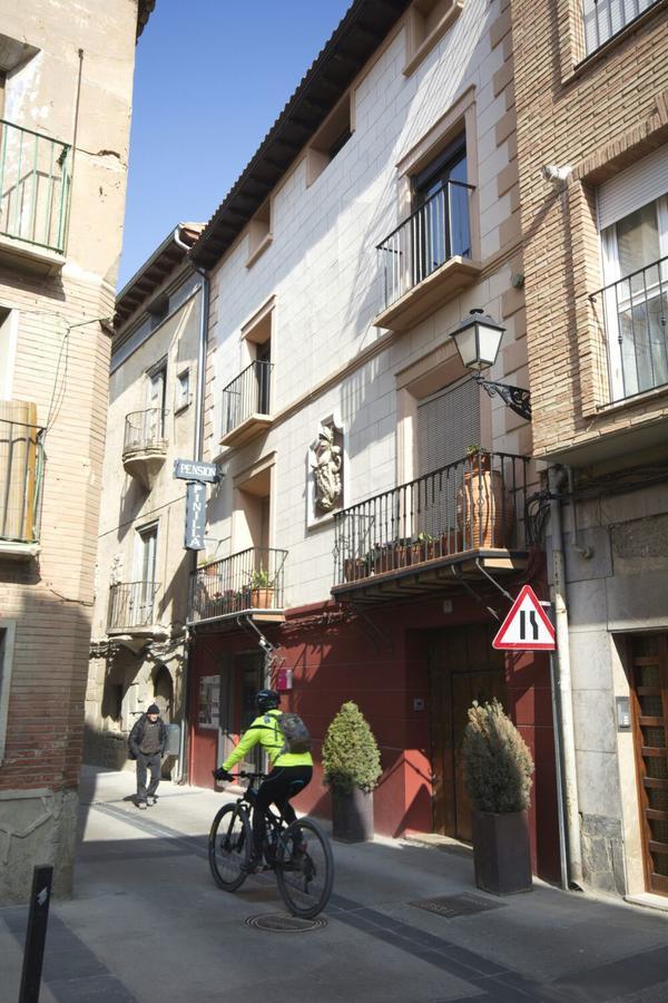 Pension Casa Pinilla Cascante Exteriör bild